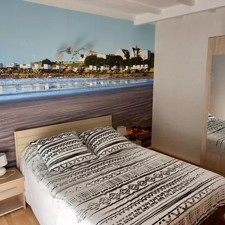 Maison 3 Ch. à Avec Jardin, Wifi Et Animaux Acceptés - Fr-1-494-143 Casa de Férias Royan